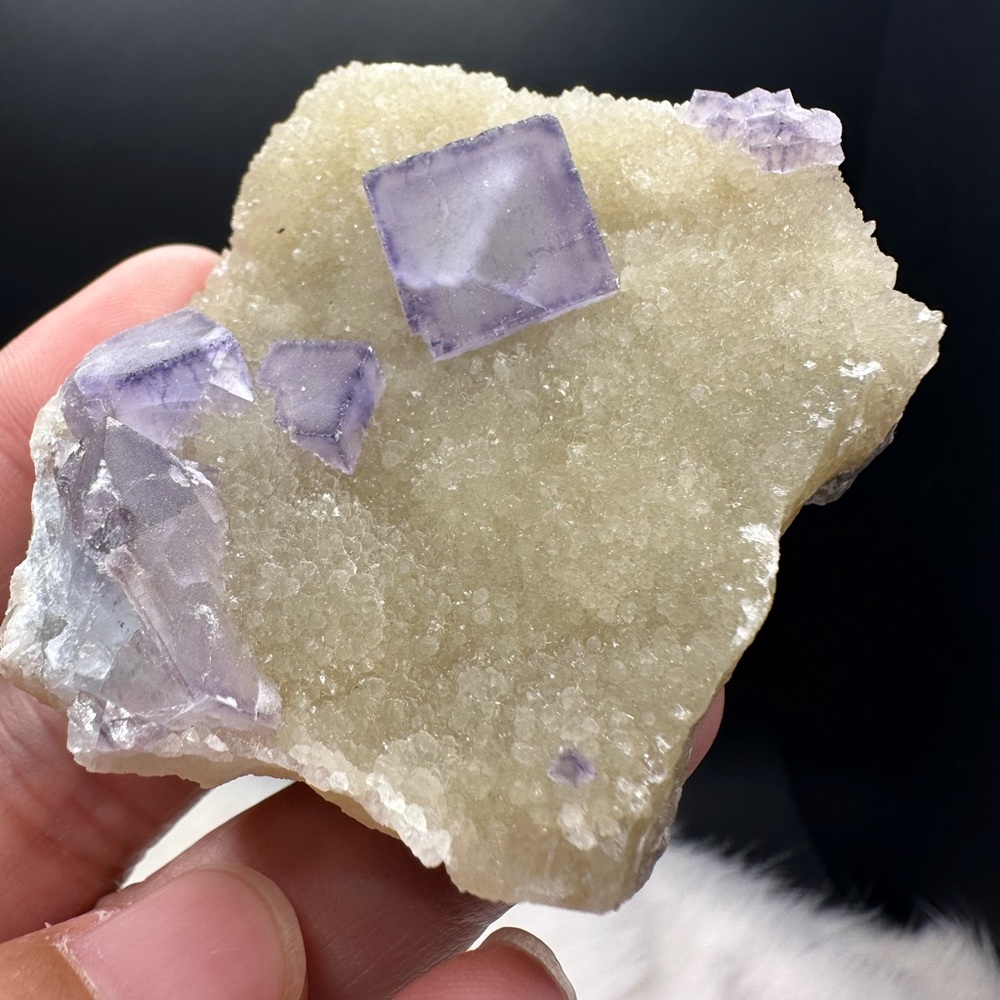 QR code fluorite - Picture 6 of 11